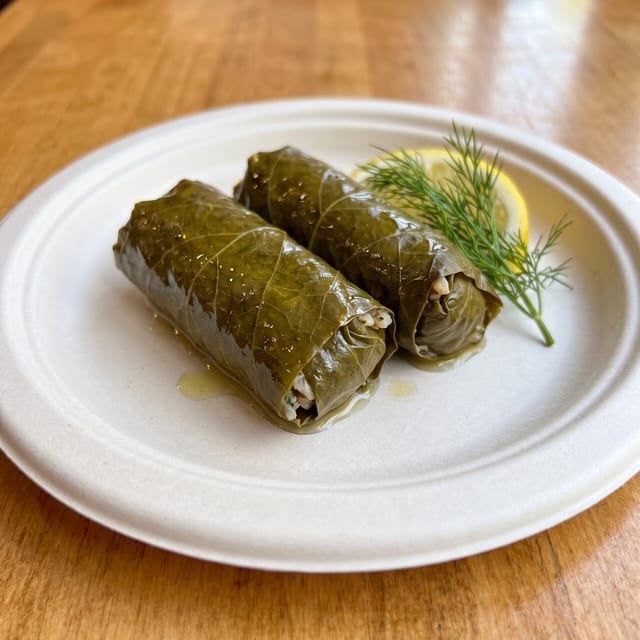 2 Dolmas.